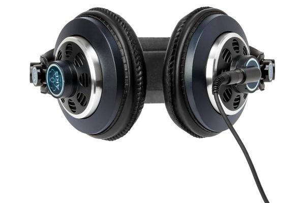 Fone de Ouvido AKG K240
